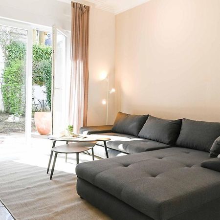 120Qm Denkmal Apartment In Krefeld Mit Stuck Und Garten - Beuys Apartments - クレーフェルト エクステリア 写真